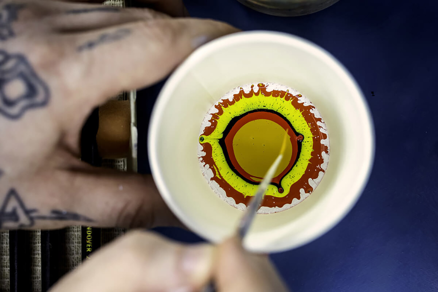 ロールス・ロイスの「コーチライン」は職人の手作業で塗られていた 〜 画像5