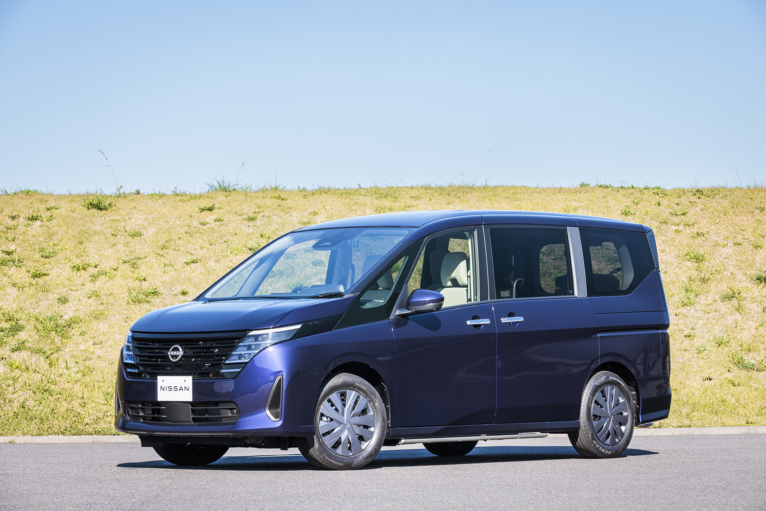 日産セレナの「X」グレード