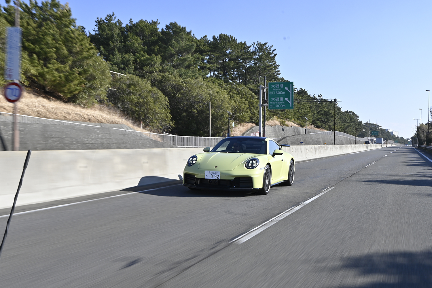 モータージャーナリストの西川昇吾がポルシェ911とシボレー・コルベットに試乗 〜 画像21