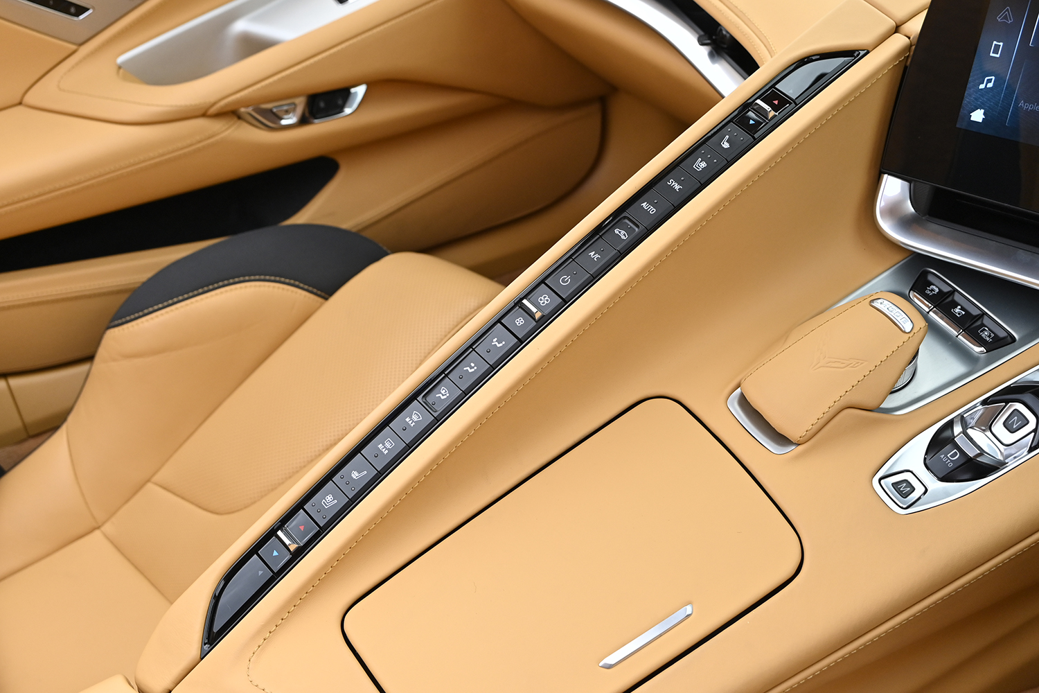 モータージャーナリストの西川昇吾がポルシェ911とシボレー・コルベットに試乗 〜 画像37
