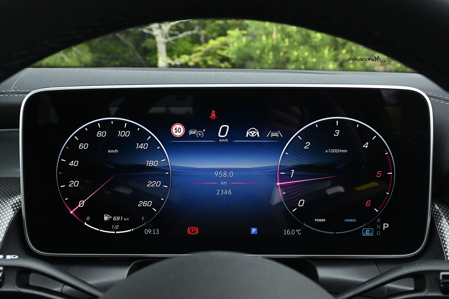 モータージャーナリストの中谷明彦がメルセデス・ベンツGLC 220 d COREに試乗 〜 画像10