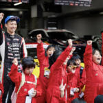 【画像】マクドナルドのハッピーセットの黄色いスープラが子どもたちを乗せてドリフト！　FDJ開幕戦で開催された「ハッピーセットワクワクツアー」が激アツだった 〜 画像2