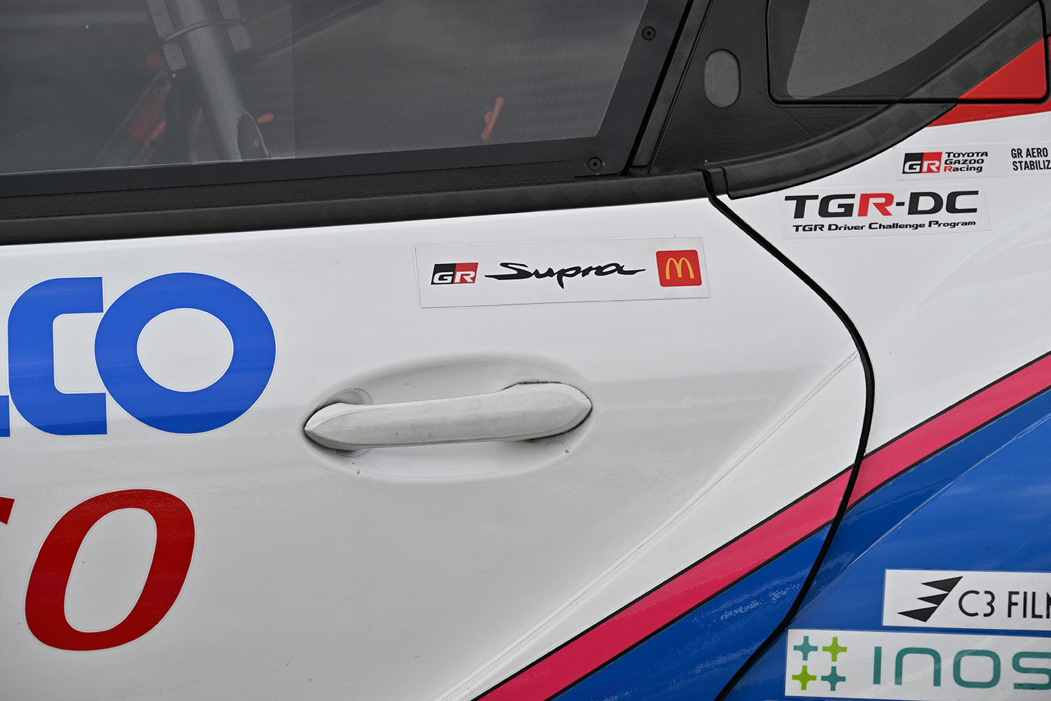 スーパーGTを戦うGT500車両から市販車と共通のパーツを探してみた 〜 画像20