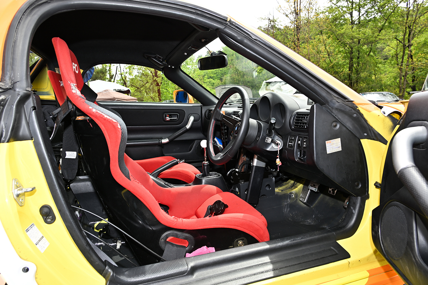 YHケーワンハーフウェイMR-Sの車内 〜 画像7