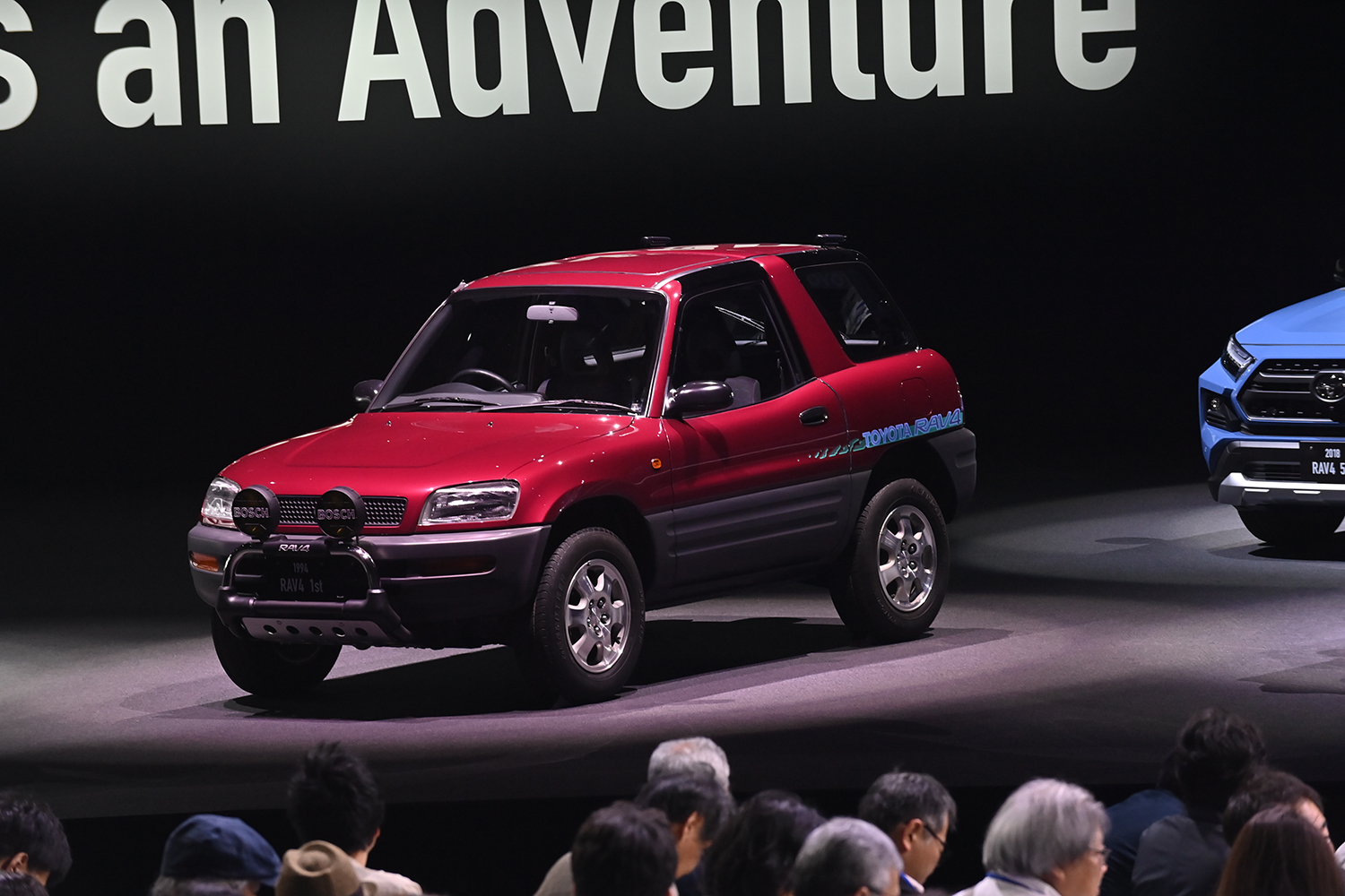 6代目の新型RAV4が登場 〜 画像14