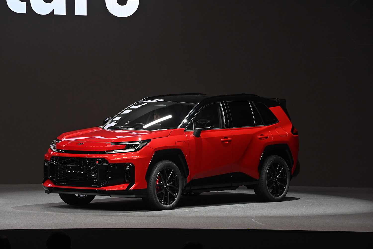 6代目の新型RAV4が登場