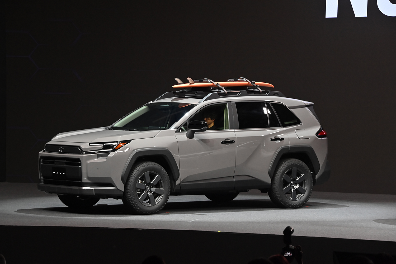 トヨタRAV4（6代目）