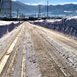 【画像】雪解けしたらアスファルトがボコボコじゃん！　なぜ雪国の道路は春に傷んでいるのか？ 〜 画像1