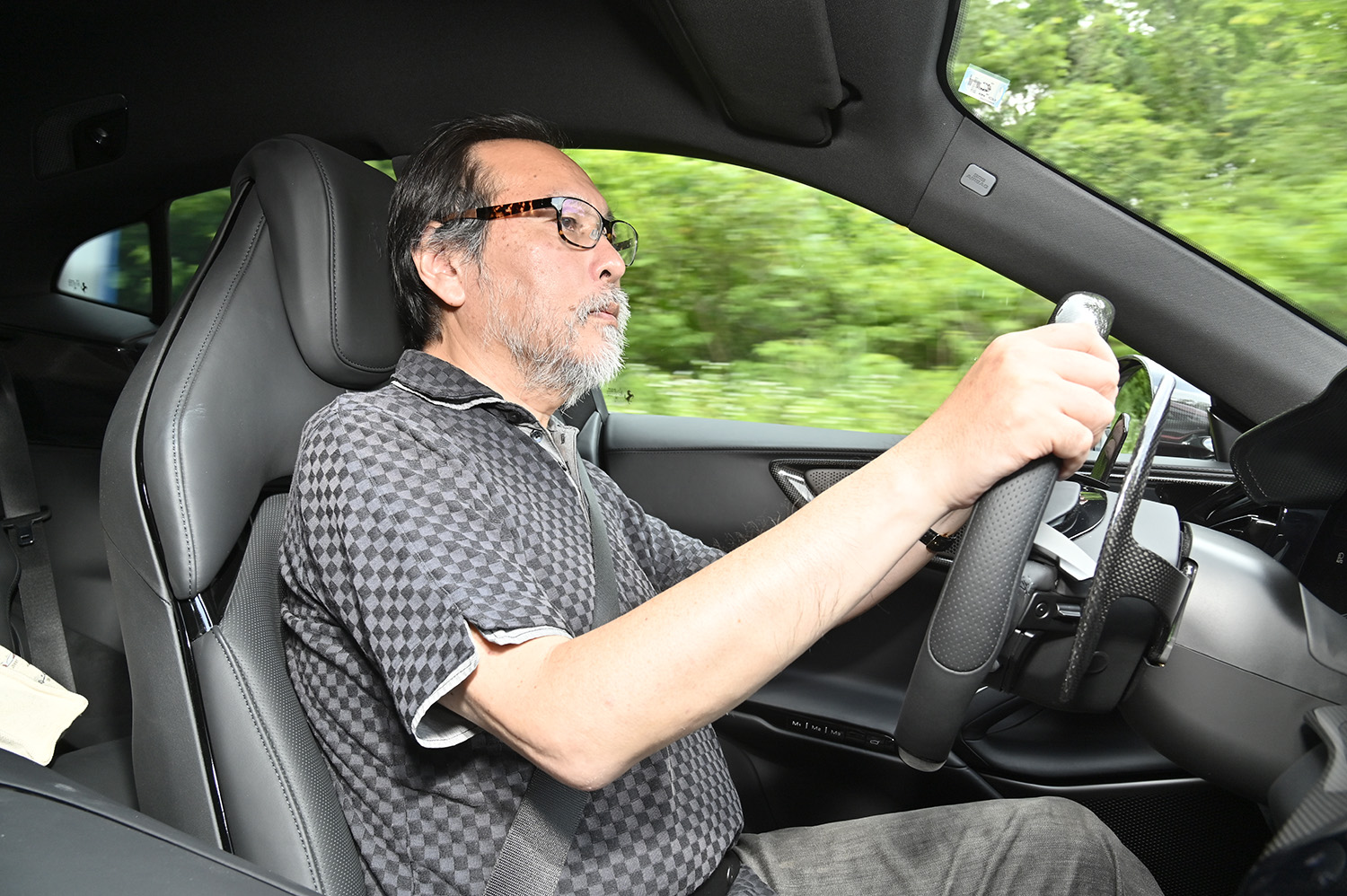 ジャーナリストの山崎元裕氏