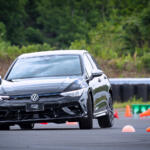 【画像】【試乗】333馬力を手に入れた「VWゴルフＲ」の戦闘力をチェック！　4WDマイスターがクローズドで徹底的に走らせた 〜 画像36