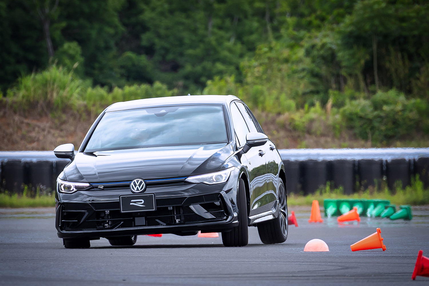 VW ゴルフR