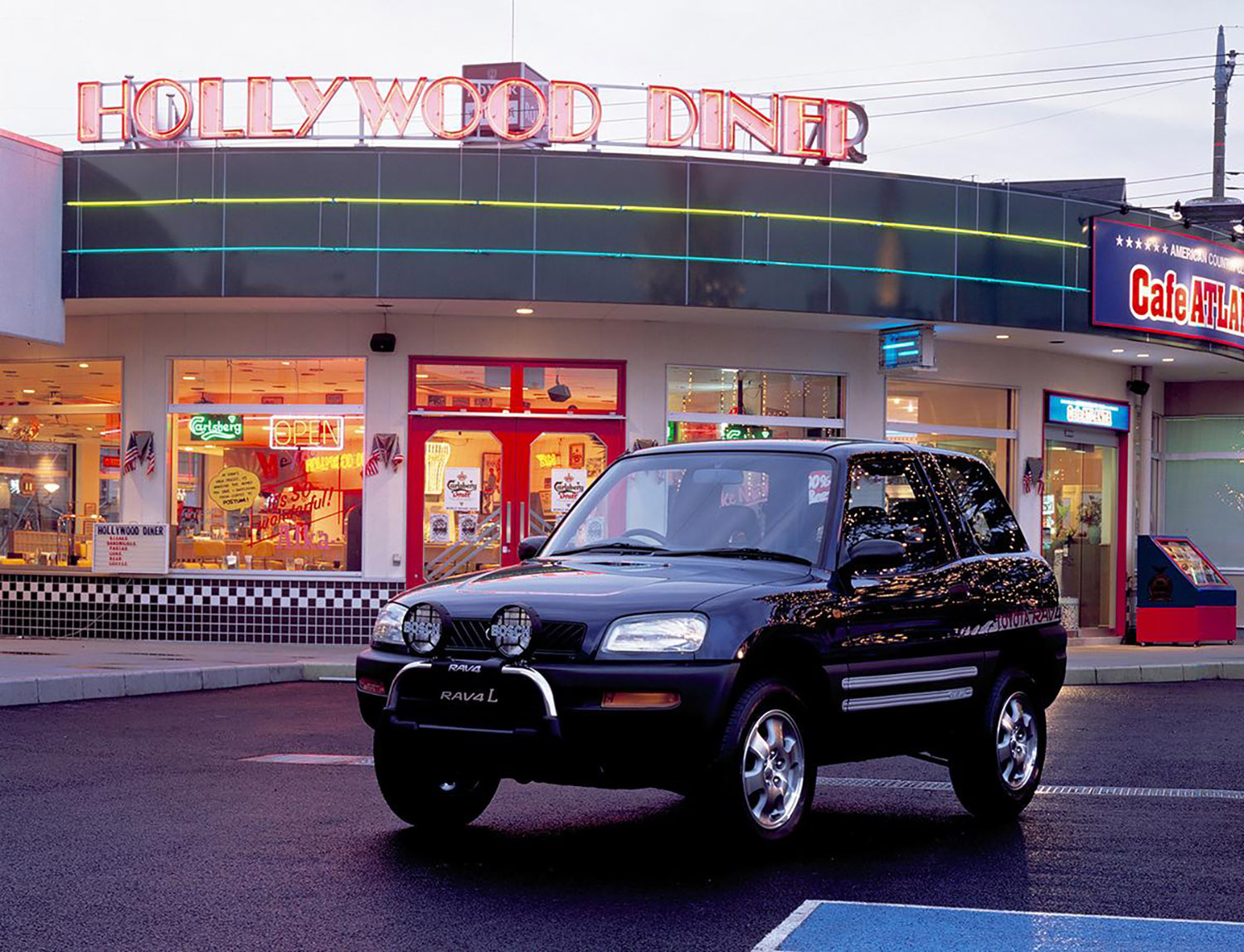 初代トヨタRAV4のフロントスタイリング