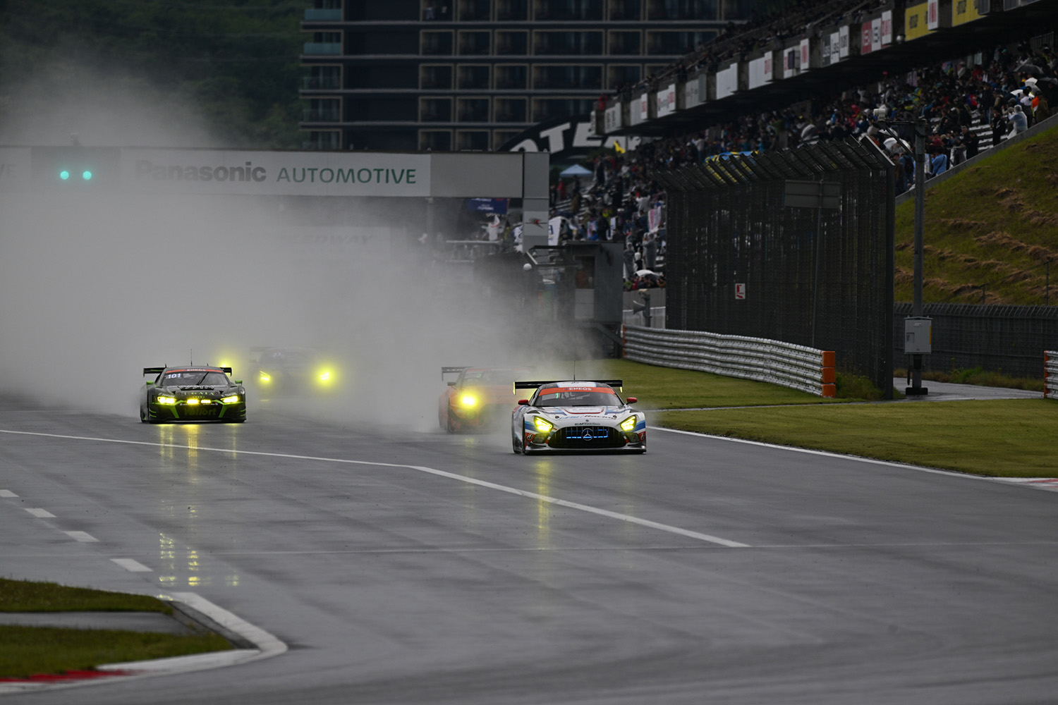 2025年のスーパー耐久第3戦の富士24時間レースのワンシーン