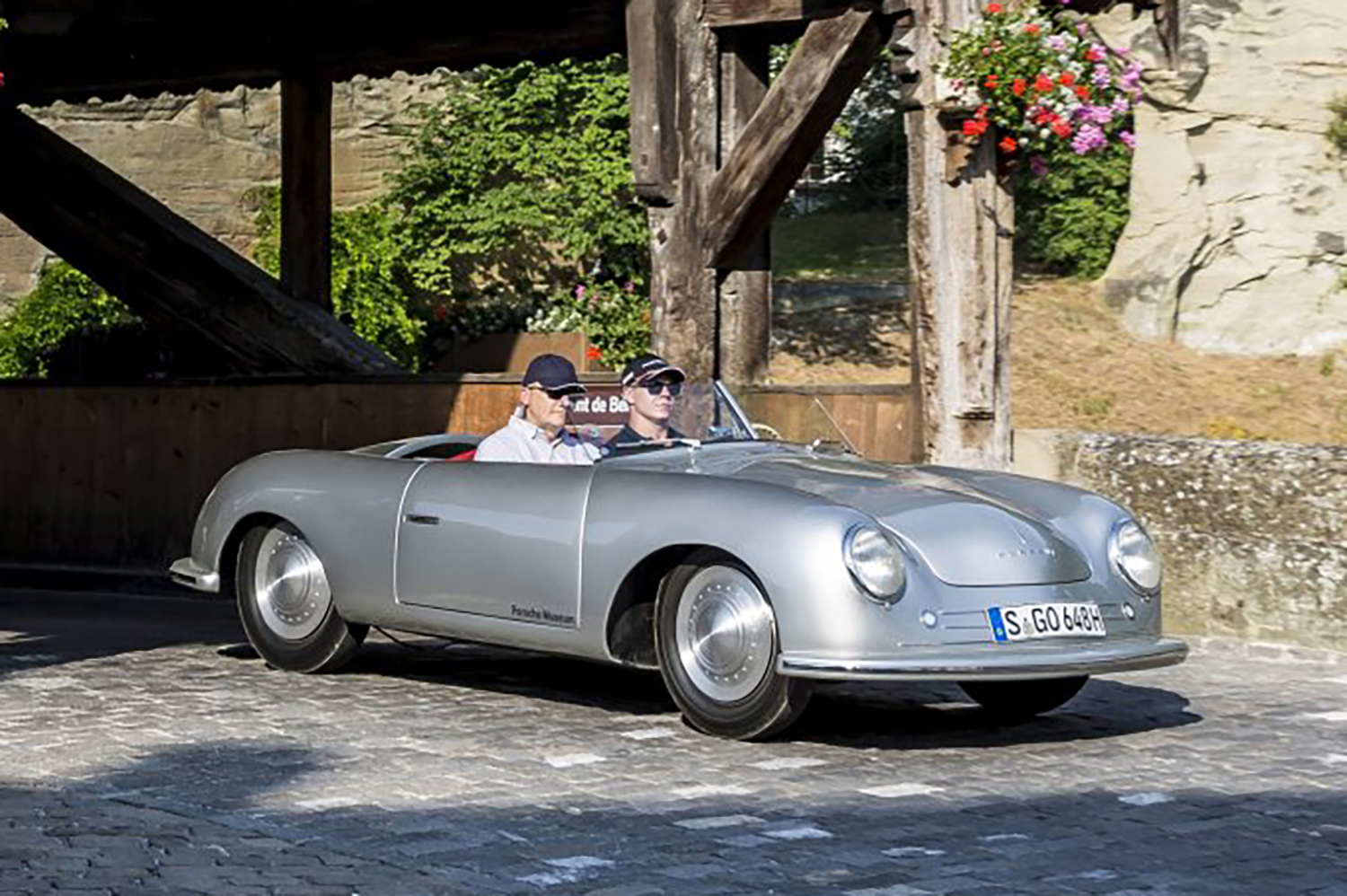 356ナンバー1というミッドシップのポルシェ 〜 画像1