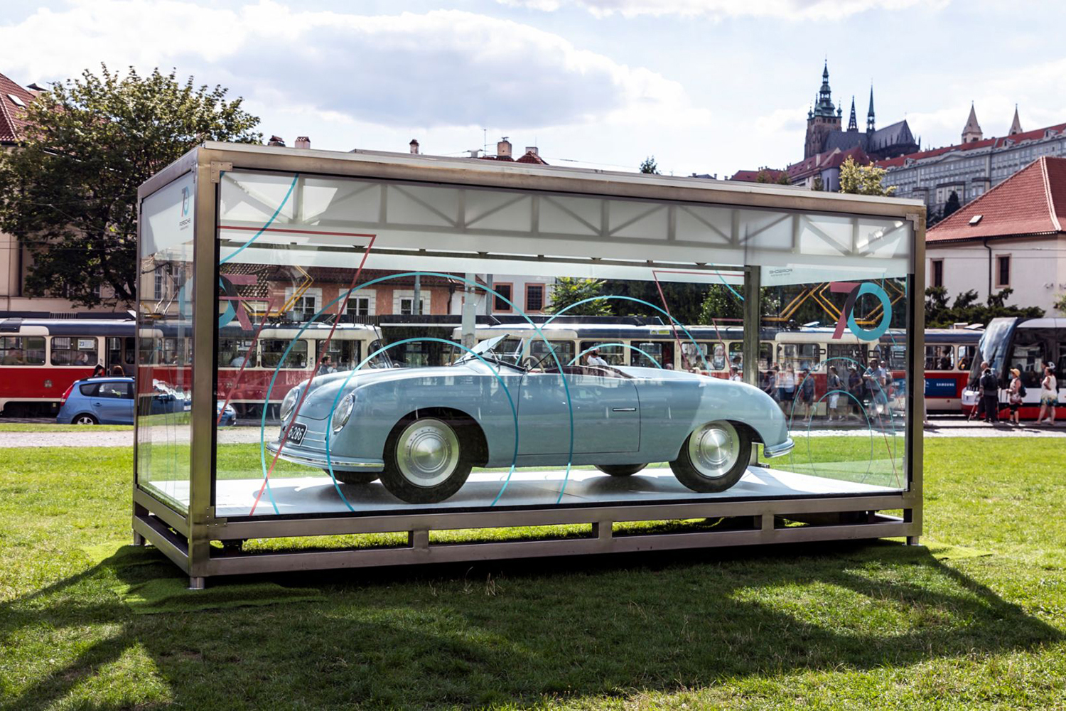356ナンバー1というミッドシップのポルシェ 〜 画像7