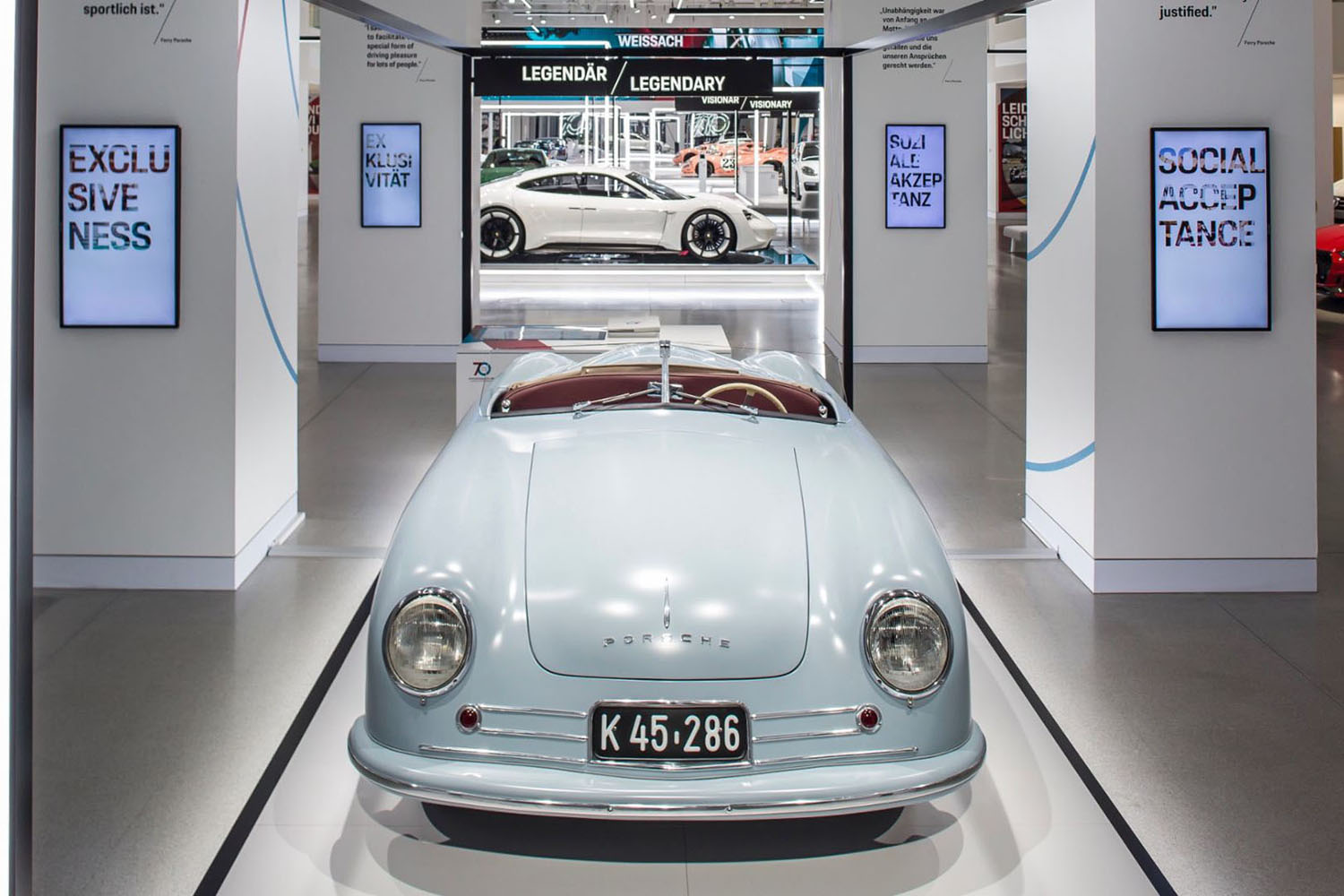 ミュージアムに展示されるポルシェ356ナンバー1 〜 画像17