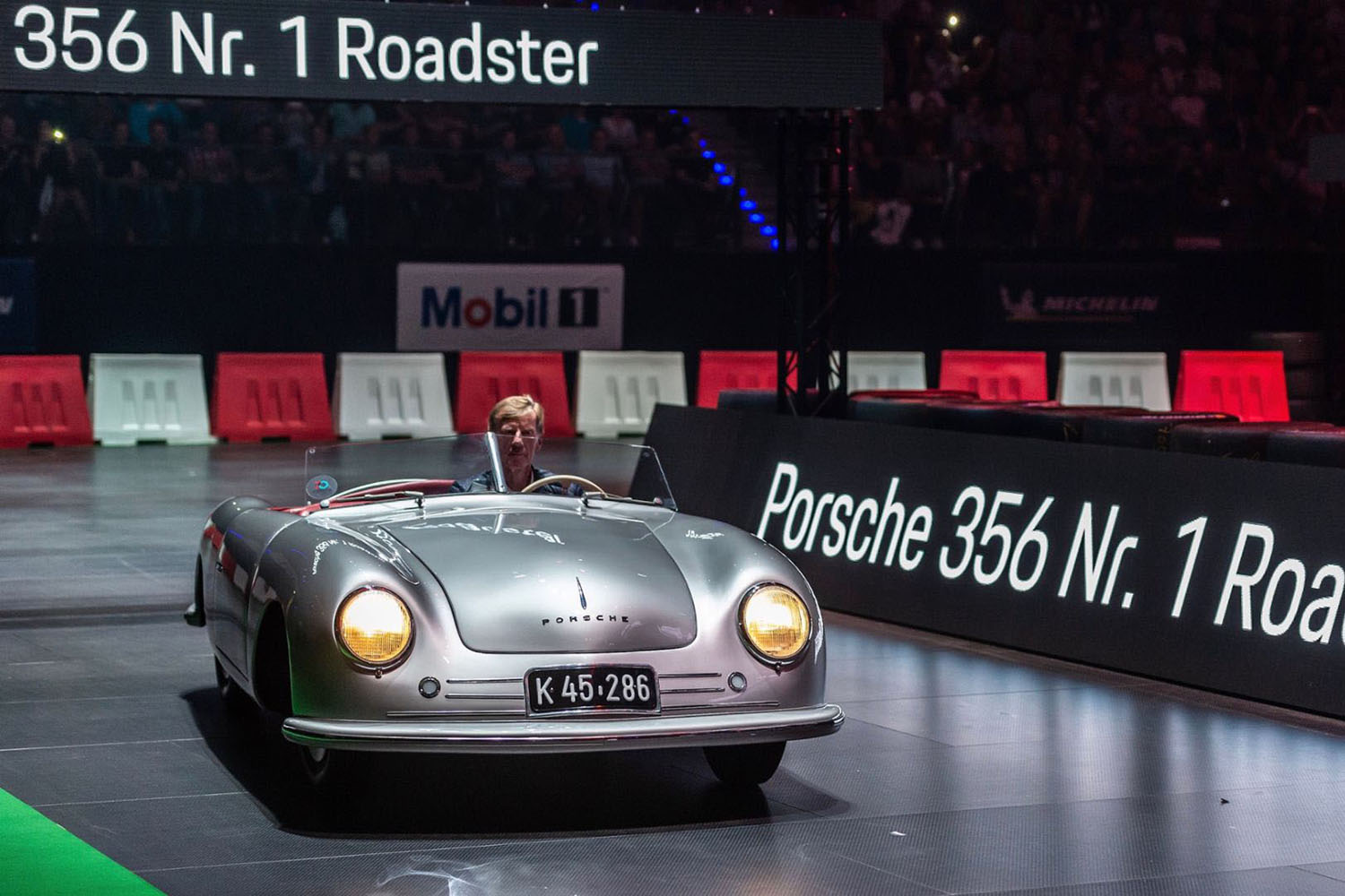 356ナンバー1というミッドシップのポルシェ 〜 画像18