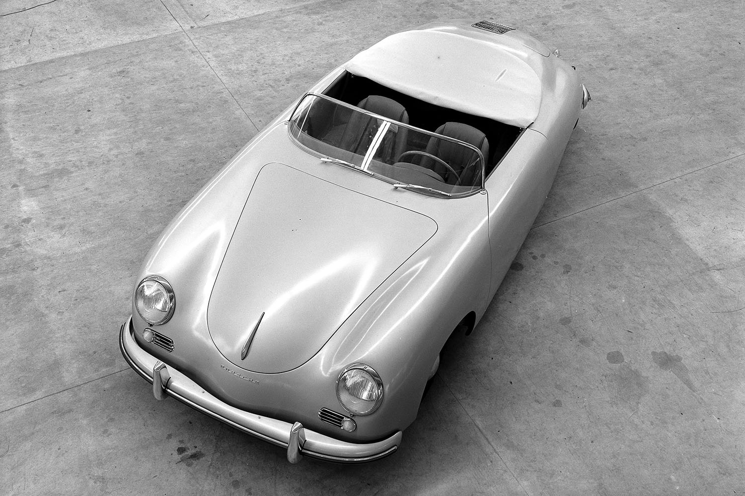 356ナンバー1というミッドシップのポルシェ 〜 画像19