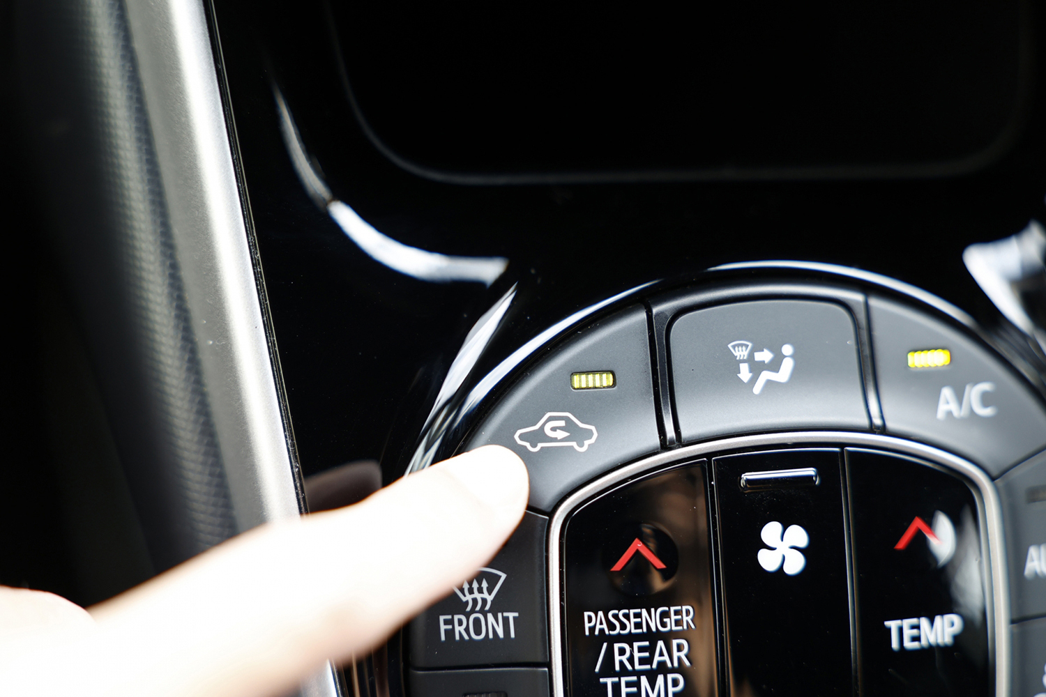 「外気導入」と「内気循環」のスイッチを上手に使えば車内がもっと快適になる 〜 画像5