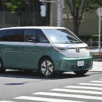 【画像】【試乗】ついに日本で走ったぞ！　現代のワーゲンバス「ID.Buzz」にワクワクが止まらない 〜 画像52