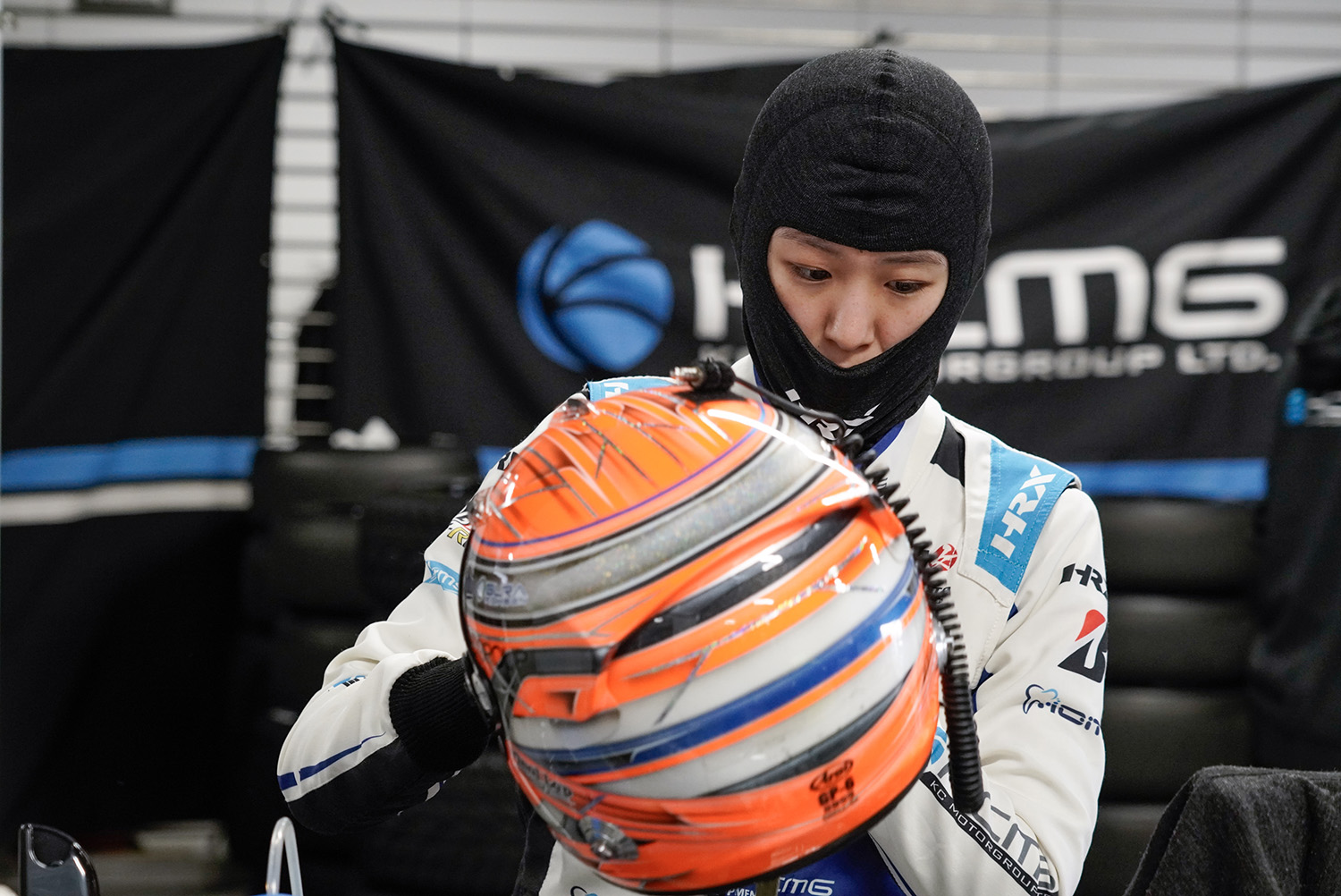 弱冠21才の女子レーサーの相棒は年の差なんと31才 〜 画像3