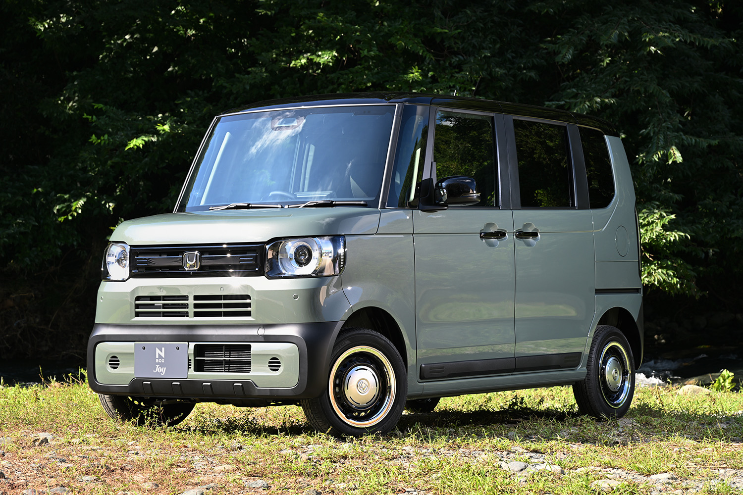 ホンダN-BOX JOYのフロントスタイリング