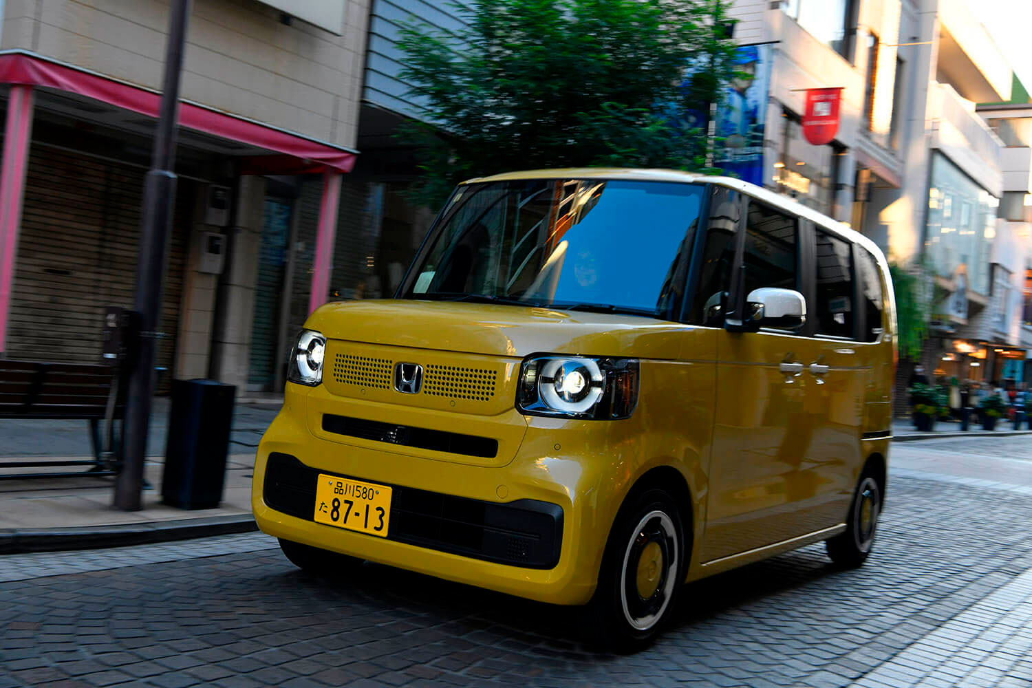 ホンダN-BOXの走行シーン 〜 画像10