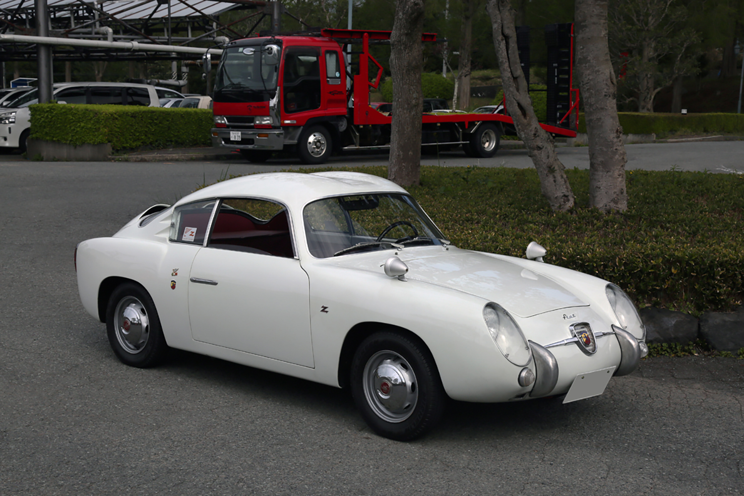 アバルト750GTザガートのフロントスタイリング