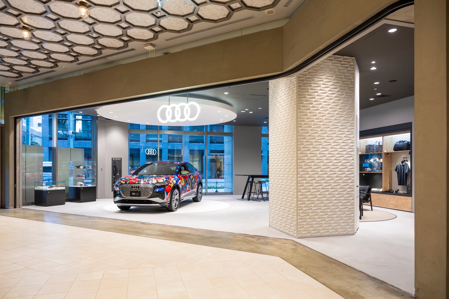 「Audi City日本橋」の店内 〜 画像1