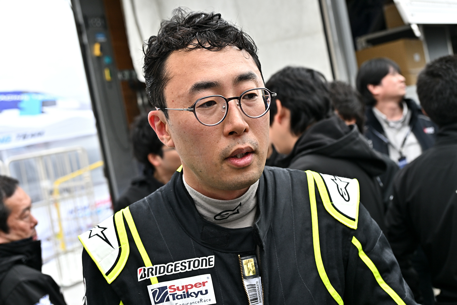 ドライバー兼チーム監督の伊藤奨