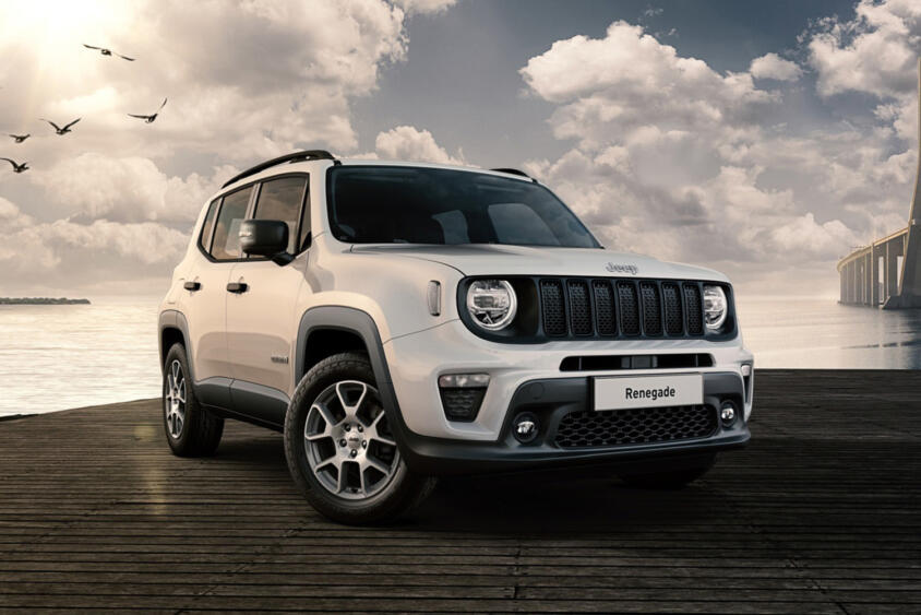 ジープ初のマイルドハイブリッドモデル！　コンパクトSUV・レネゲードに新パワートレインの「e-Hybrid」が登場