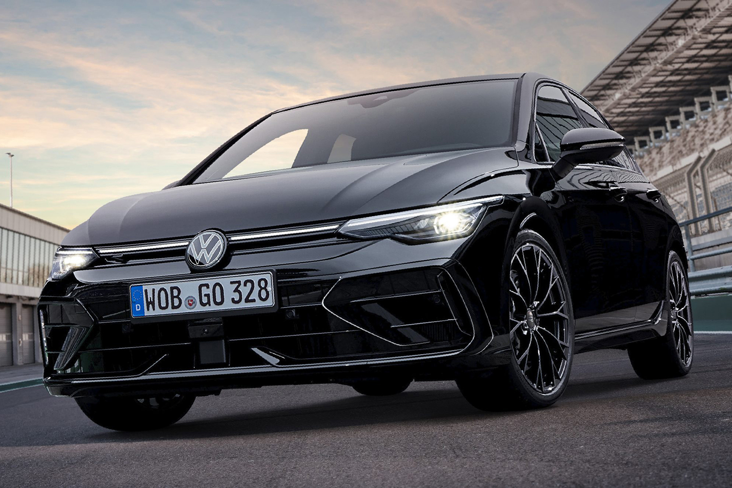 漆黒の凄みを纏った最速ゴルフ！　フォルクスワーゲン・ゴルフ R／ゴルフ R ヴァリアントにブラックがテーマの限定車が登場