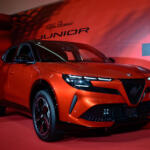 【画像】アルファロメオ初のEVにしてラインアップ最小のSUV！　新生「ジュニア」がいよいよ日本上陸 〜 画像25
