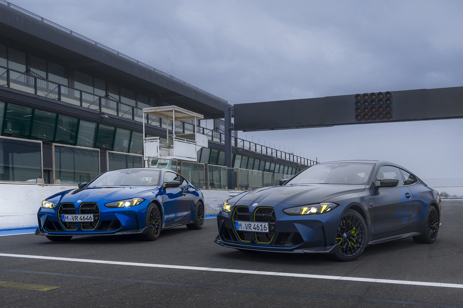 2色のBMW M4 CS VR46