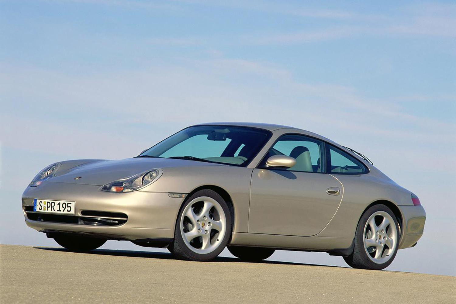 ポルシェ911（996）のフロントスタイリング