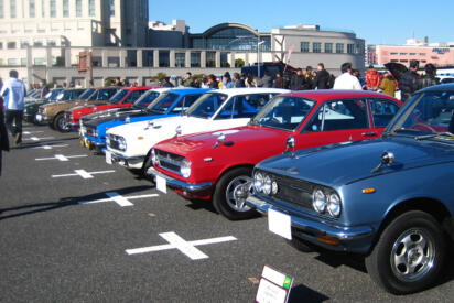 「撮るな触るな話しかけるな」って何しにイベントきたの？　本当にいる旧車イベントの招かれざる客