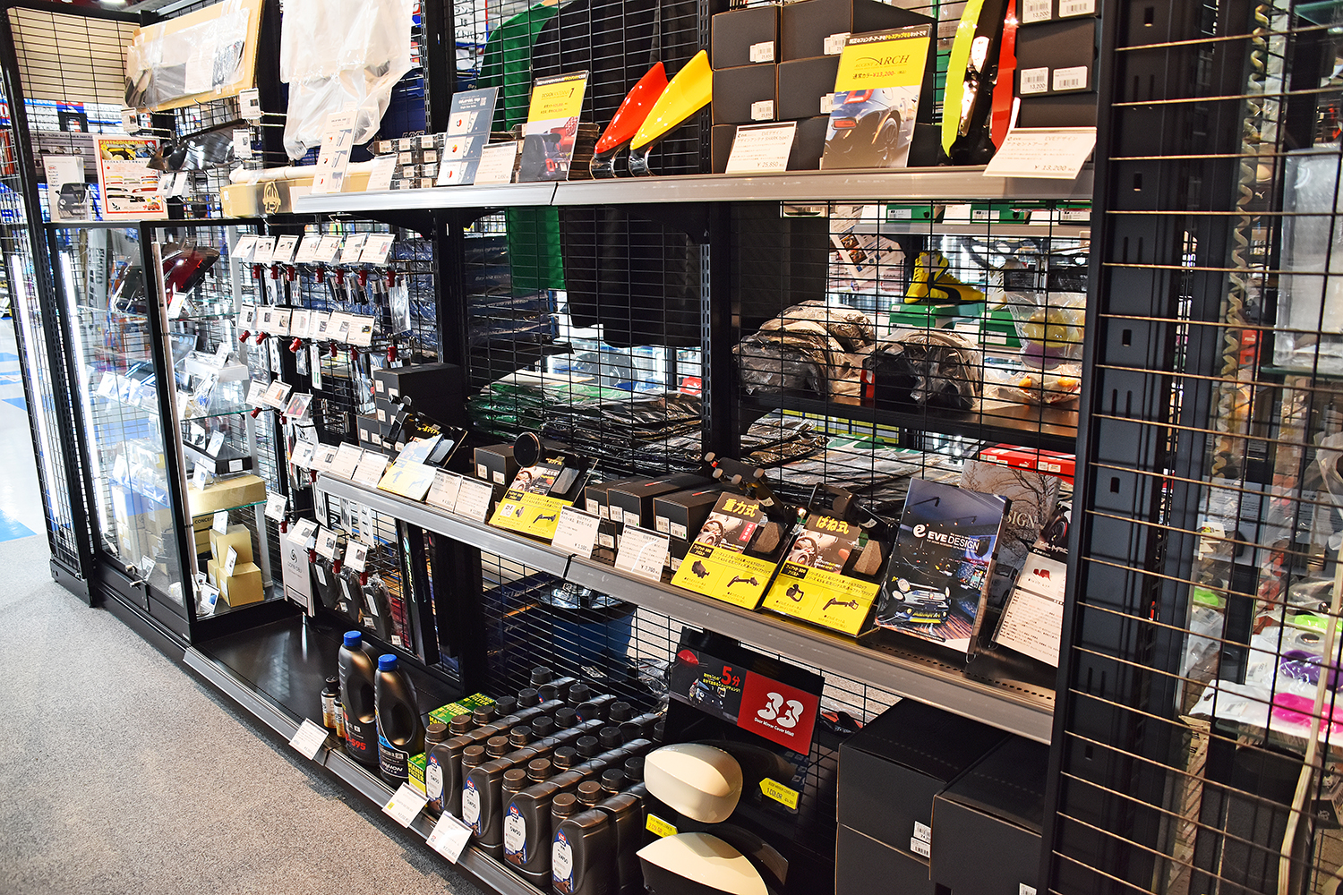 スーパーオートバックス東福岡店内に誕生したAPIT PERFORMANCE GARAGE＆HKS GATE FUKUOKA 〜 画像8