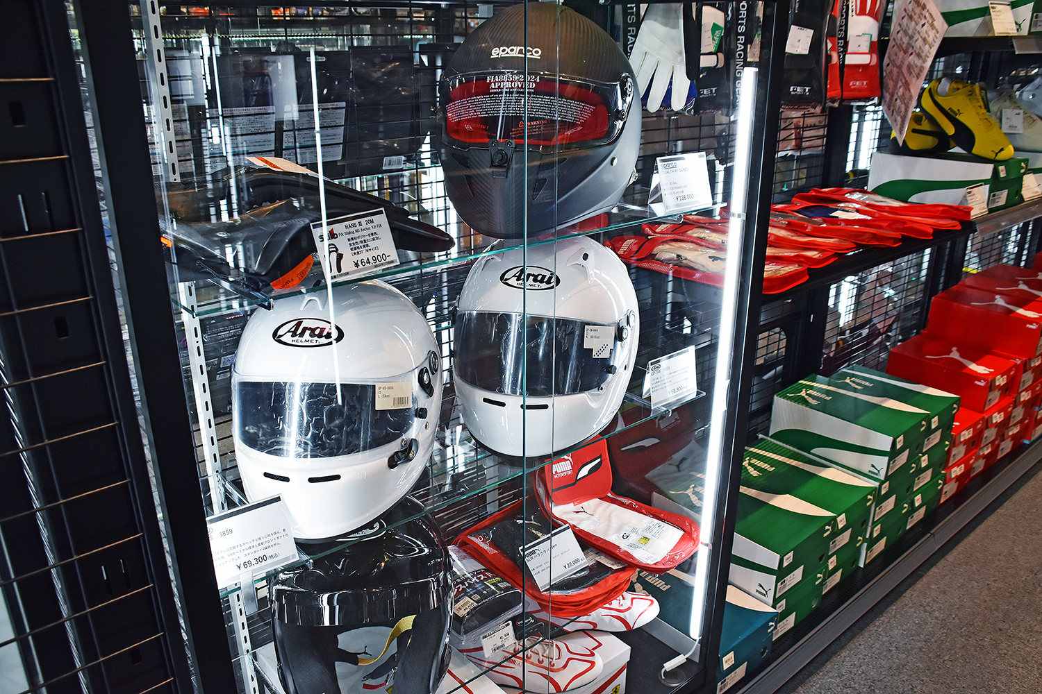スーパーオートバックス東福岡店内に誕生したAPIT PERFORMANCE GARAGE＆HKS GATE FUKUOKA 〜 画像12
