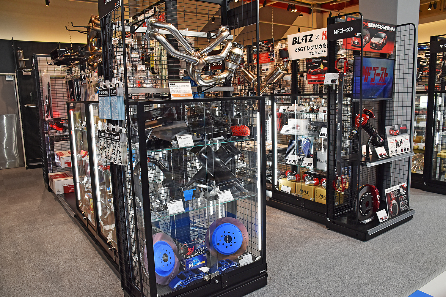 スーパーオートバックス東福岡店内に誕生したAPIT PERFORMANCE GARAGE＆HKS GATE FUKUOKA 〜 画像35