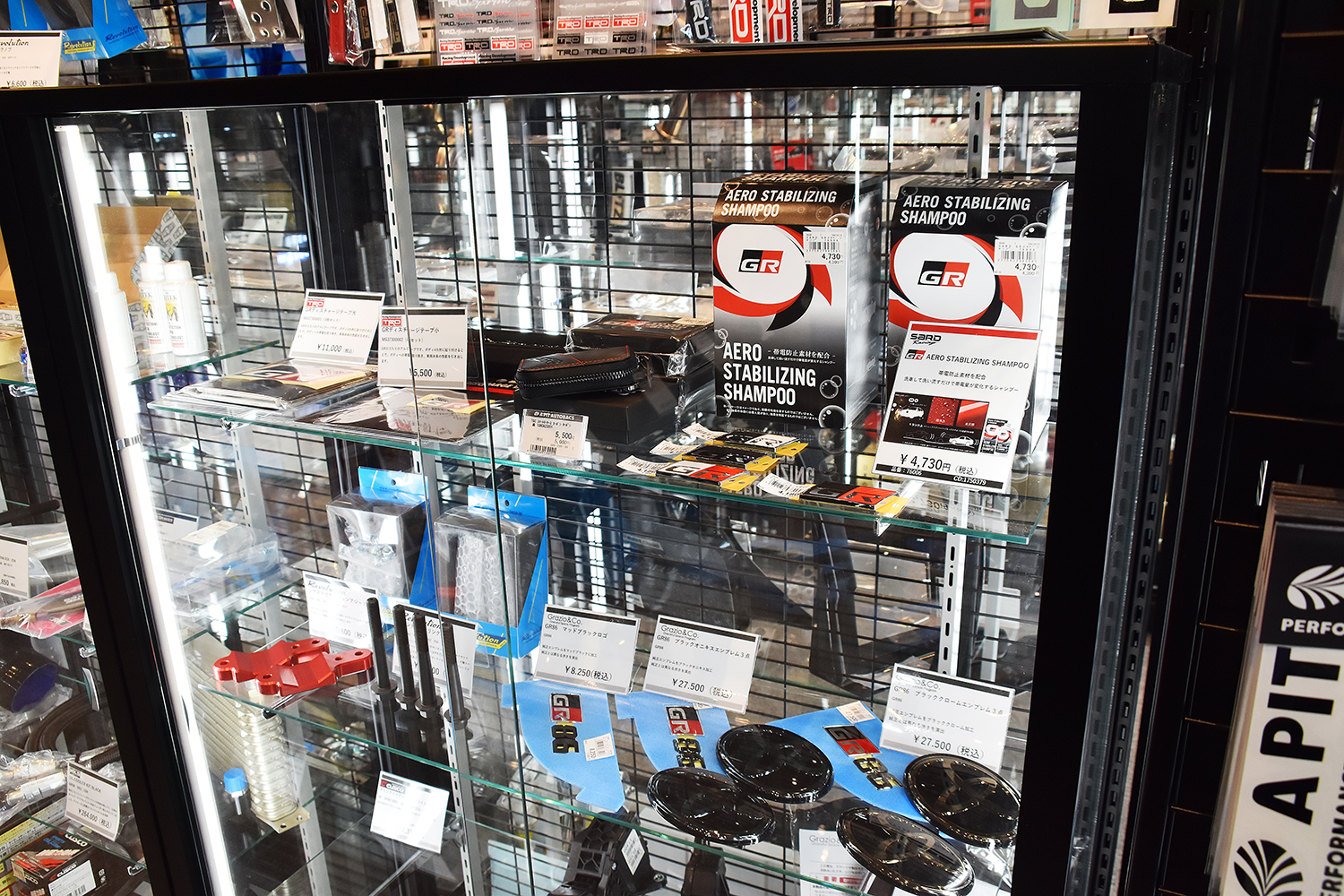 スーパーオートバックス東福岡店内に誕生したAPIT PERFORMANCE GARAGE＆HKS GATE FUKUOKA 〜 画像36
