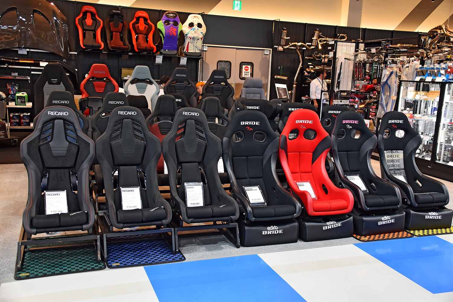 スーパーオートバックス東福岡店内に誕生したAPIT PERFORMANCE GARAGE＆HKS GATE FUKUOKA 〜 画像40