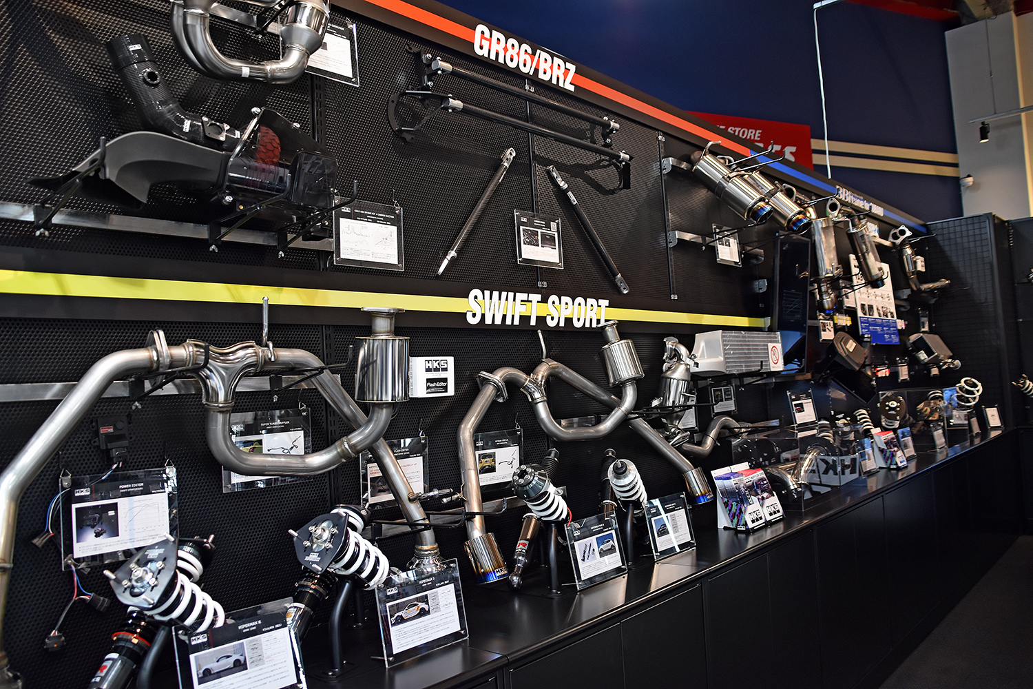 スーパーオートバックス東福岡店内に誕生したAPIT PERFORMANCE GARAGE＆HKS GATE FUKUOKA 〜 画像49