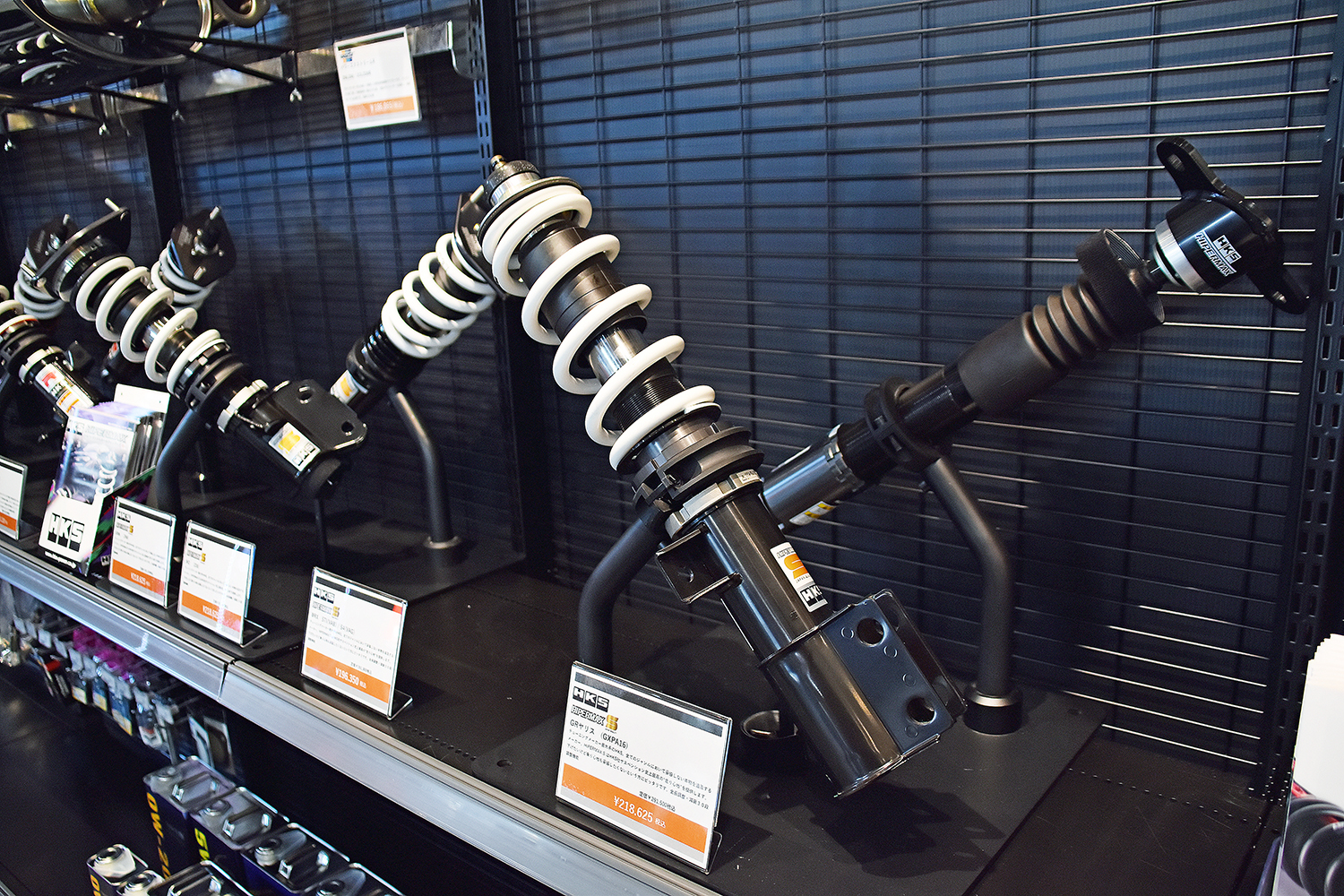 スーパーオートバックス東福岡店内に誕生したAPIT PERFORMANCE GARAGE＆HKS GATE FUKUOKA 〜 画像58