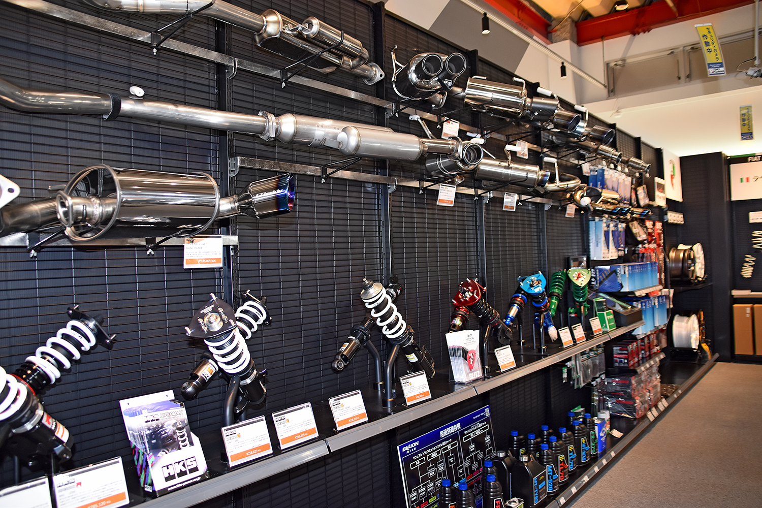スーパーオートバックス東福岡店内に誕生したAPIT PERFORMANCE GARAGE＆HKS GATE FUKUOKA 〜 画像74