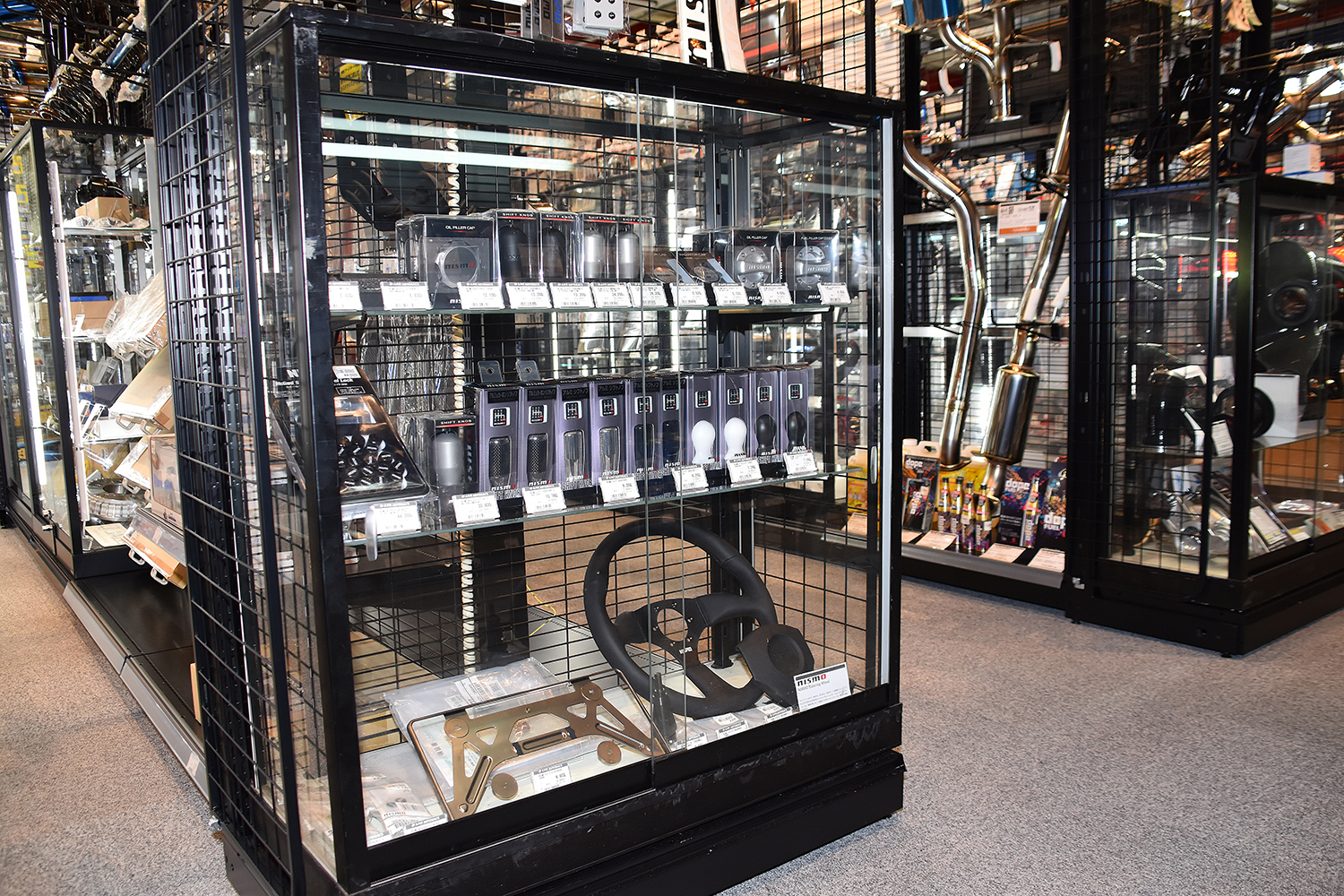 スーパーオートバックス東福岡店内に誕生したAPIT PERFORMANCE GARAGE＆HKS GATE FUKUOKA 〜 画像101