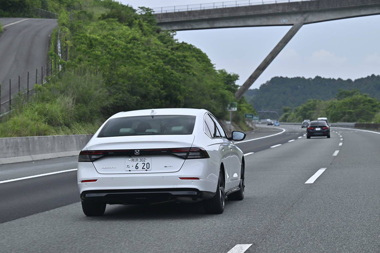 中谷明彦がホンダ・アコードの新グレード「e:HEV Honda SENSING 360+」に試乗 〜 画像19