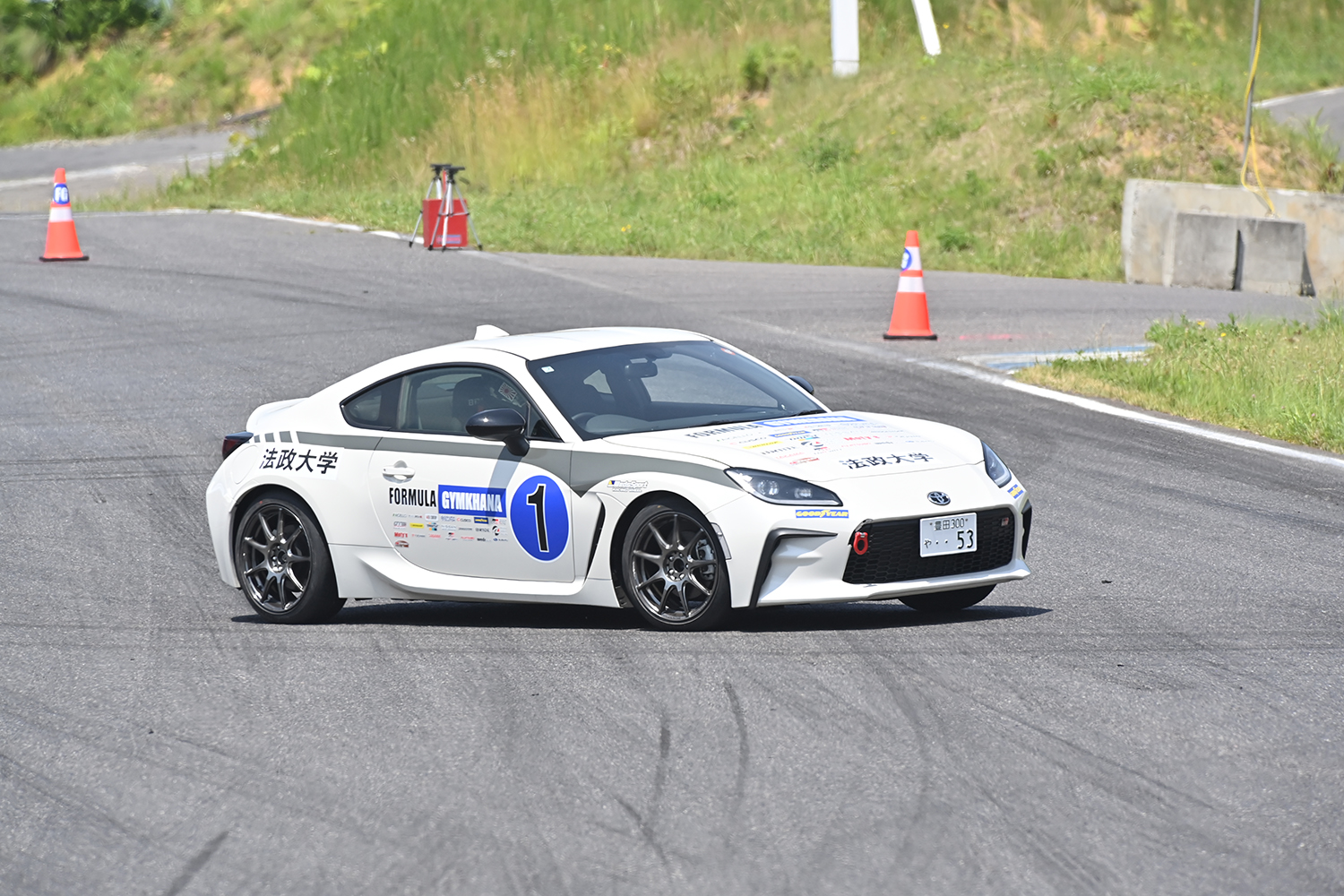 「フォーミュラジムカーナ」激戦のRd.2を勝ち抜いたのは初参戦の明治大学！　女子クラスは上智大学の遠藤汐里さんが制覇!! 〜 画像49