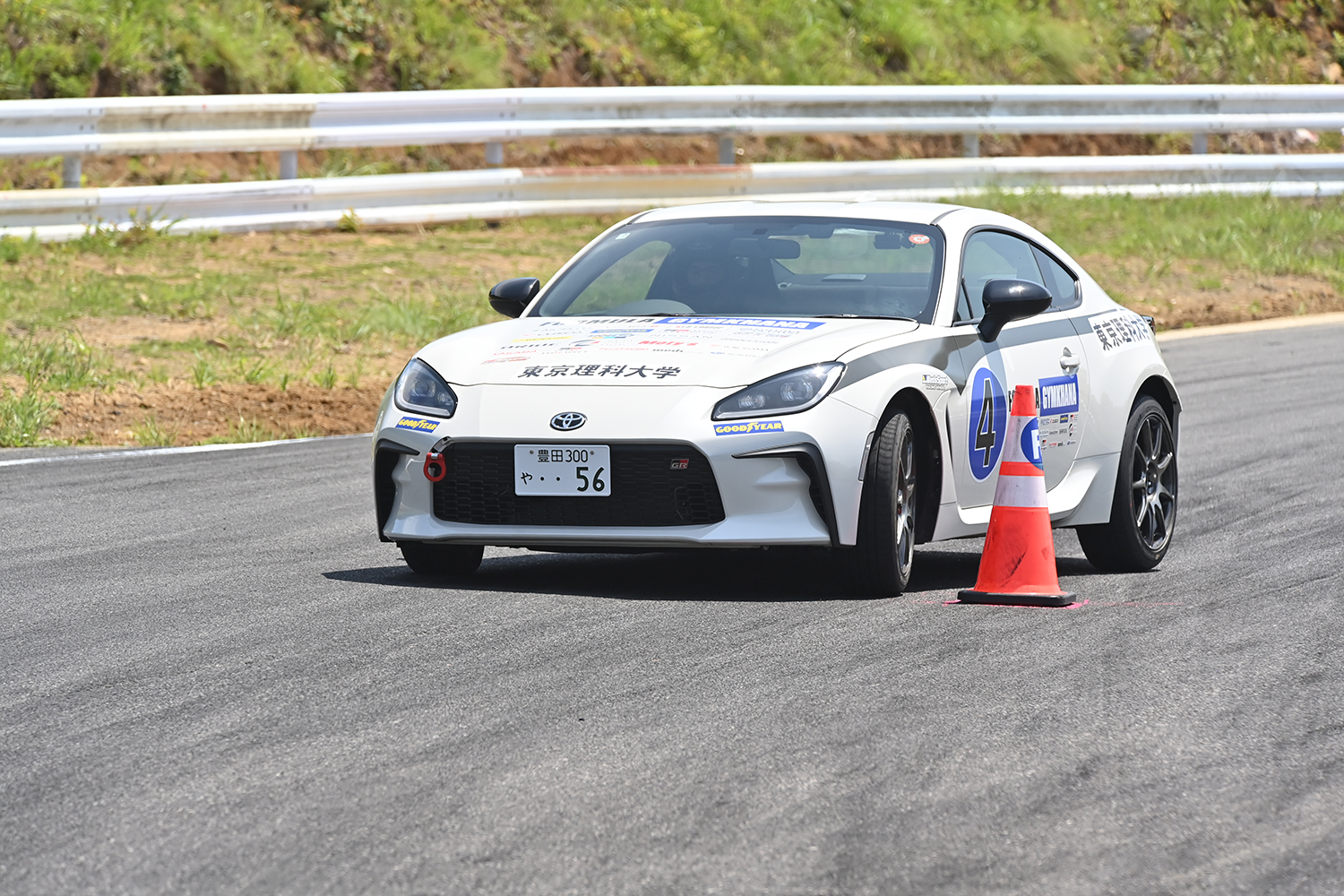 「フォーミュラジムカーナ」激戦のRd.2を勝ち抜いたのは初参戦の明治大学！　女子クラスは上智大学の遠藤汐里さんが制覇!! 〜 画像70