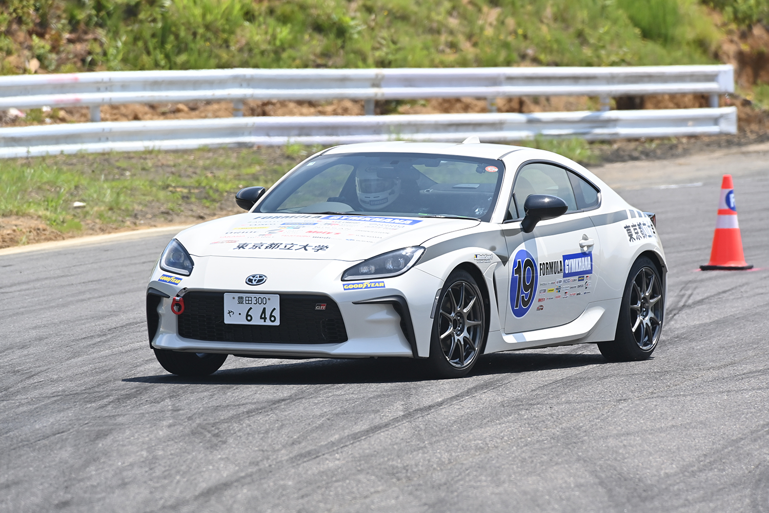 「フォーミュラジムカーナ」激戦のRd.2を勝ち抜いたのは初参戦の明治大学！　女子クラスは上智大学の遠藤汐里さんが制覇!! 〜 画像92