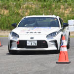 【画像】「フォーミュラジムカーナ」激戦のRd.2を勝ち抜いたのは初参戦の明治大学！　女子クラスは上智大学の遠藤汐里さんが制覇!! 〜 画像111